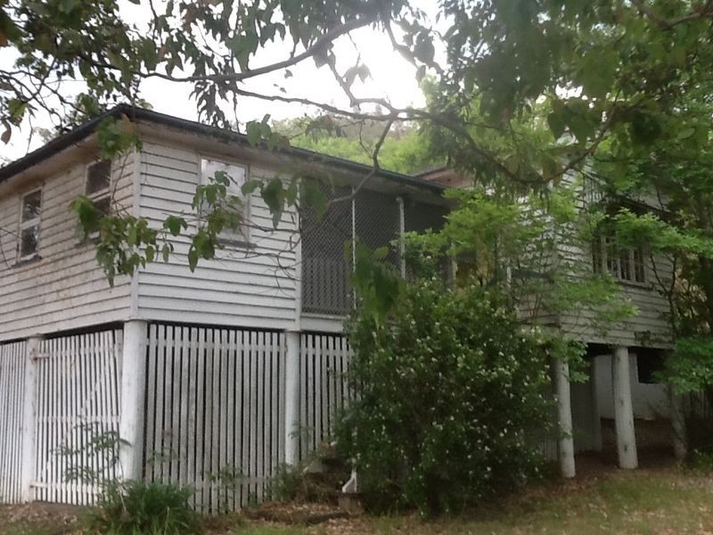 JUNCTION VIEW SCHOOL  7 East Haldon Rd, Gatton QLD 4343