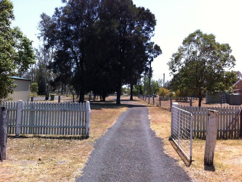 7 Johnson Drive, Lockrose QLD 4342