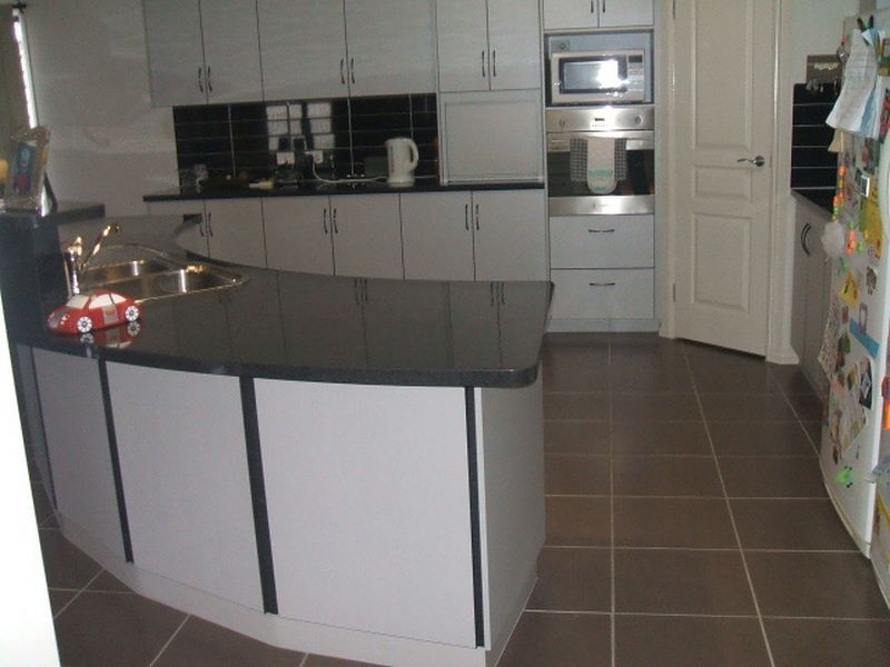 25 Rogers Street, Gatton QLD 4343