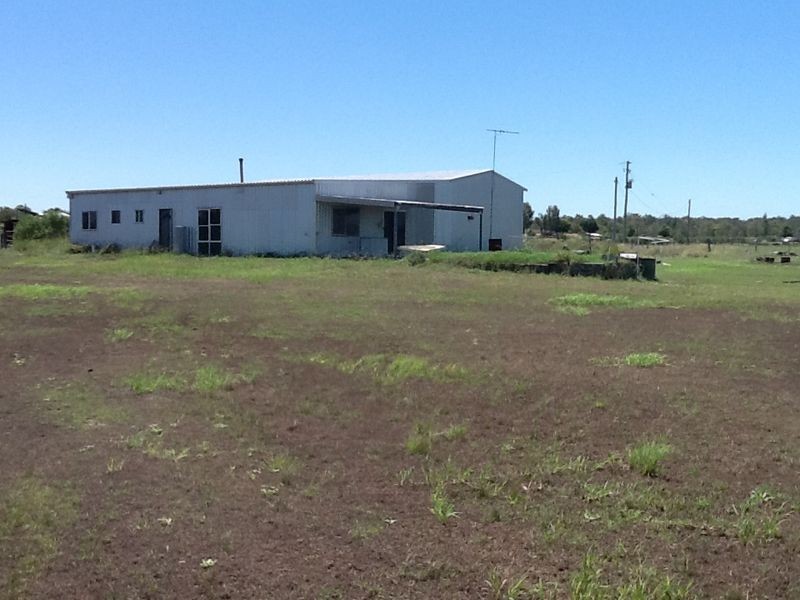 2 Mahons Road, Coominya QLD 4311