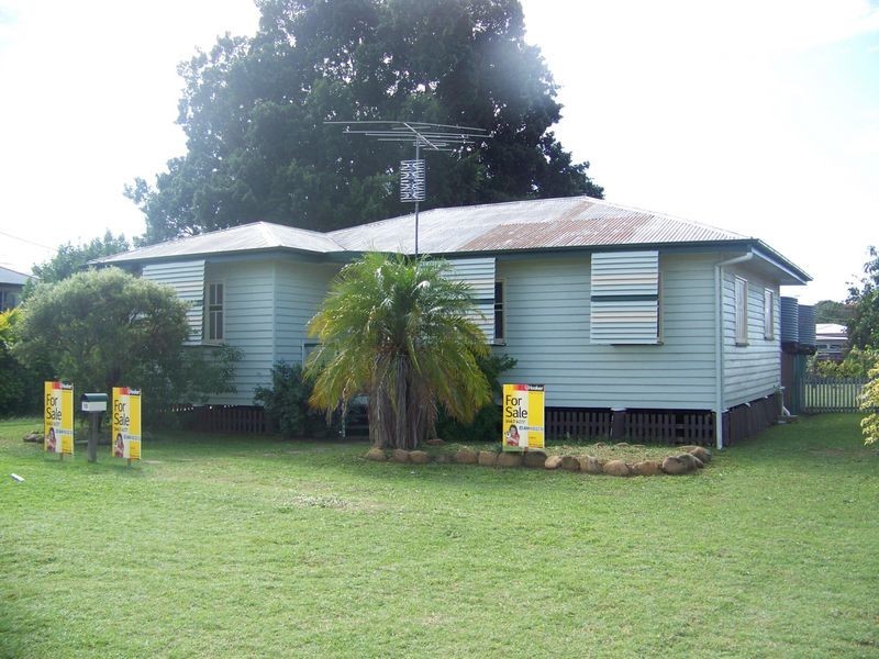 16 Allan Street, Gatton QLD 4343