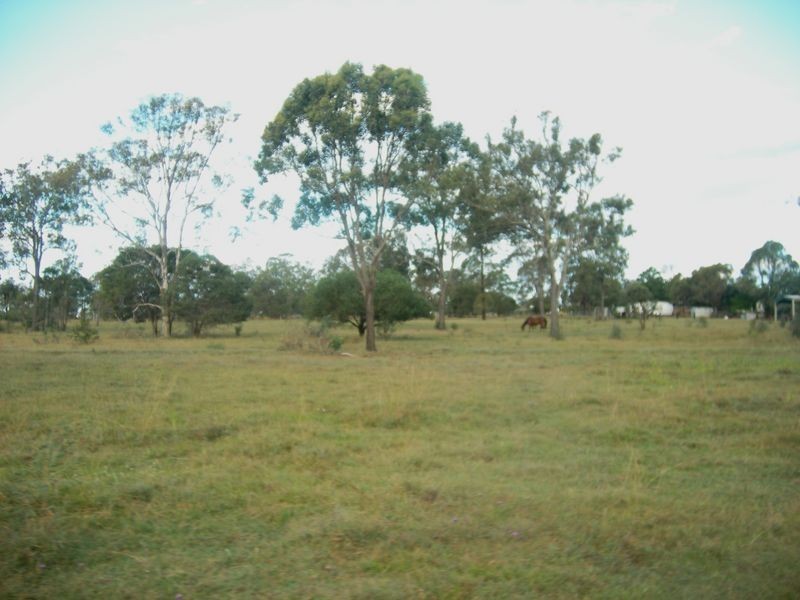 40 Karina Street, Placid Hills QLD 4343