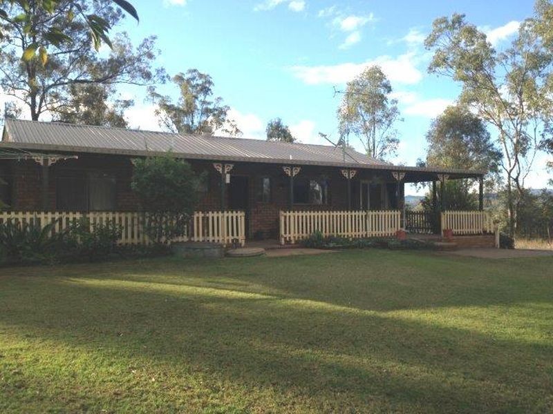 25 Squires Road, Lockyer QLD 4344