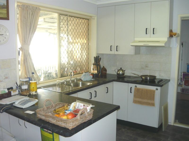 25 Metcalf Street, Gatton QLD 4343