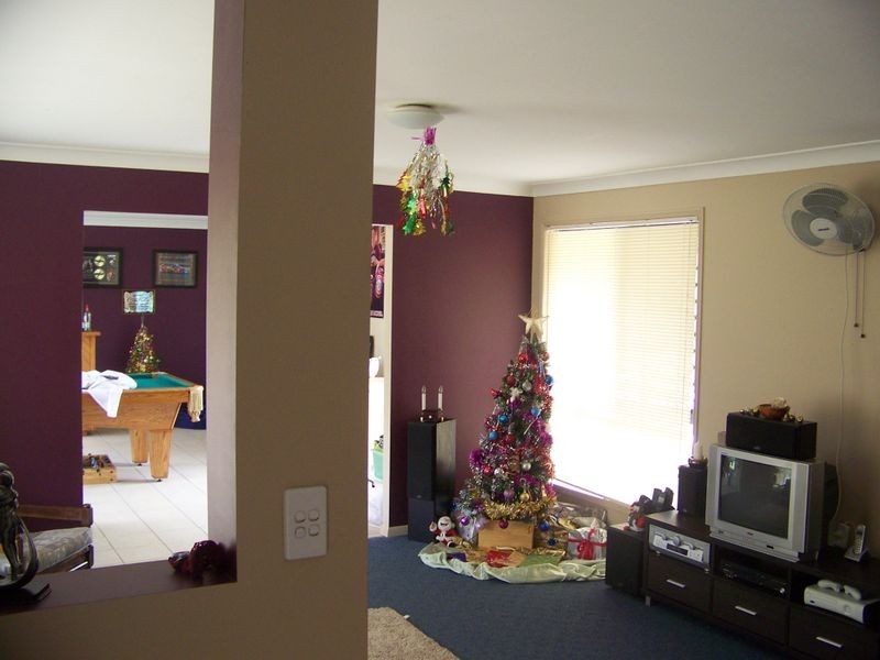 8 Lewis Court, Lockyer Waters QLD 4311