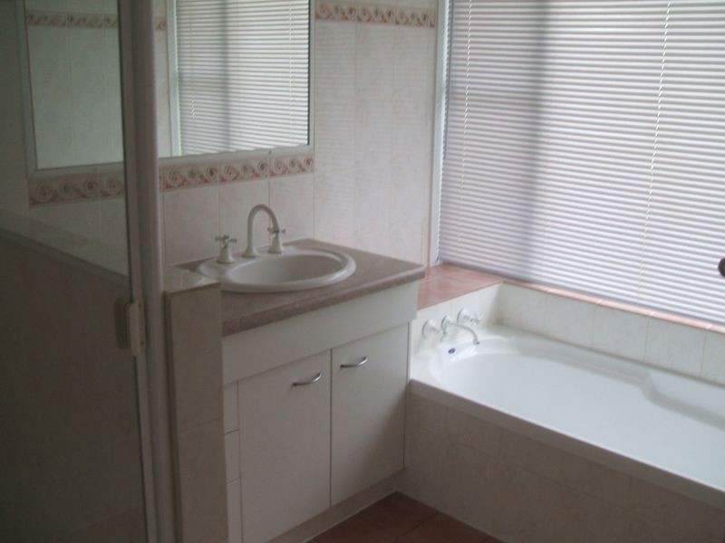 36 Hill Street, Gatton QLD 4343