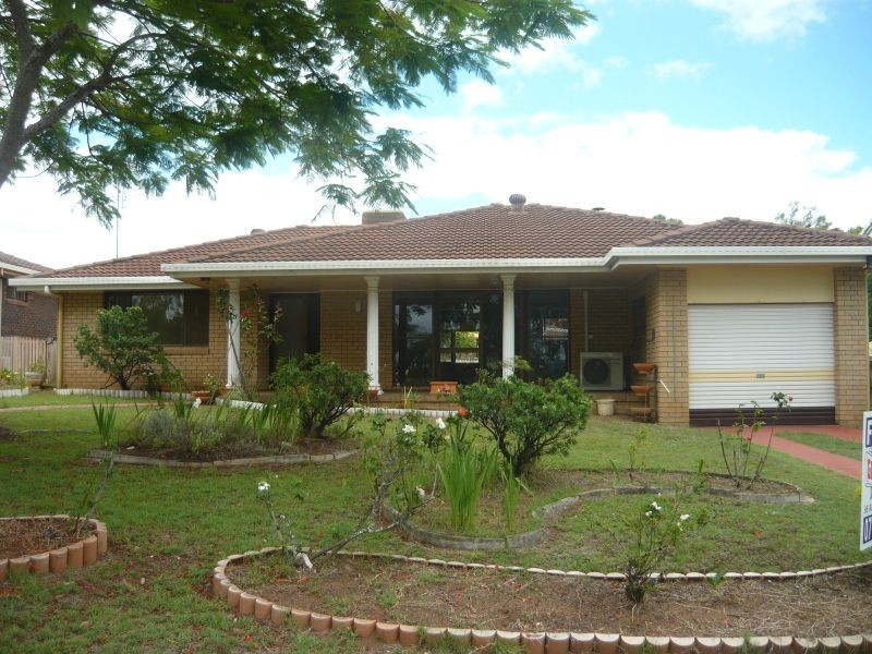 8 Hennesey Street, Gatton QLD 4343