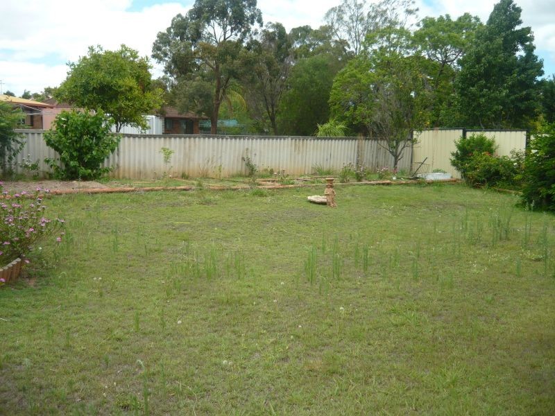 8 Hennesey Street, Gatton QLD 4343