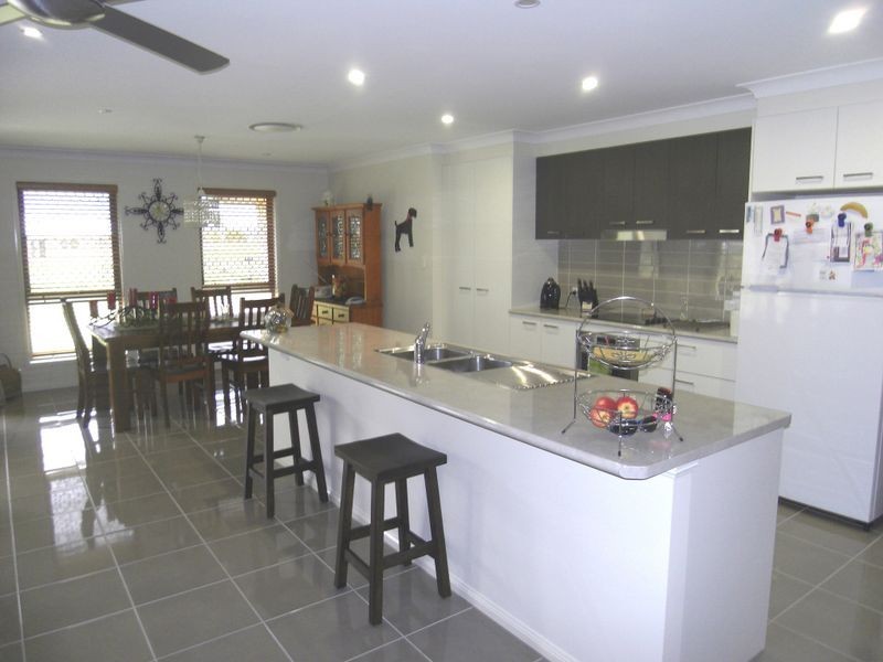 18 Banksia Road, Gatton QLD 4343