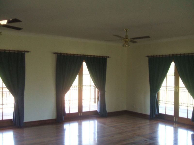 95 Nangara Road, Lockyer Waters QLD 4311