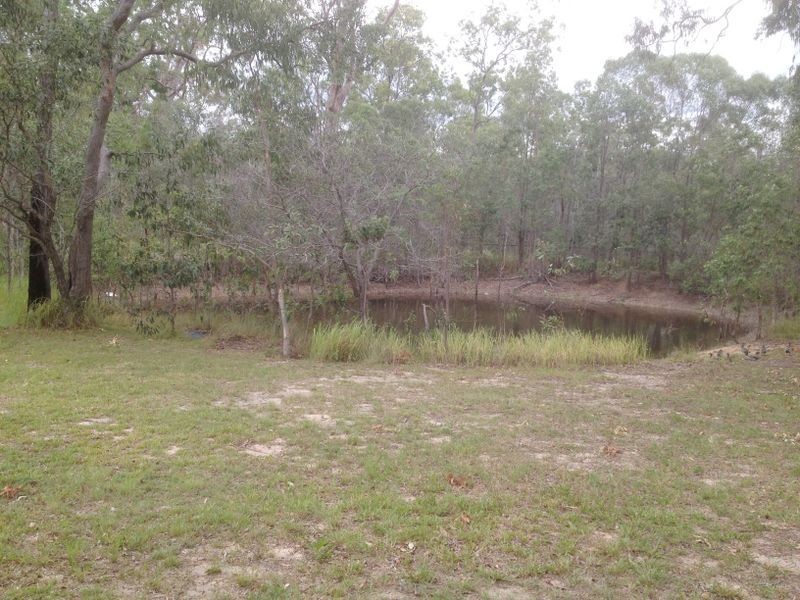 6 Balmoral Court, Mount Hallen QLD 4312