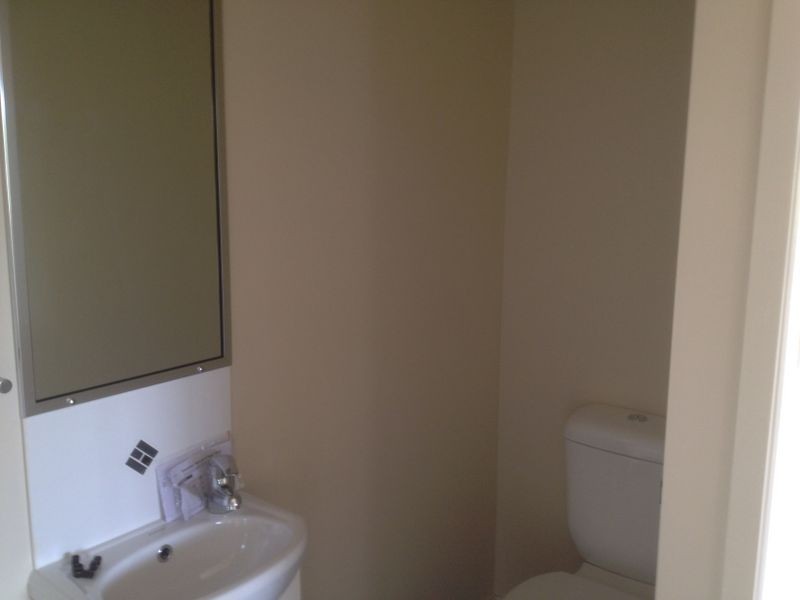 6 Balmoral Court, Mount Hallen QLD 4312