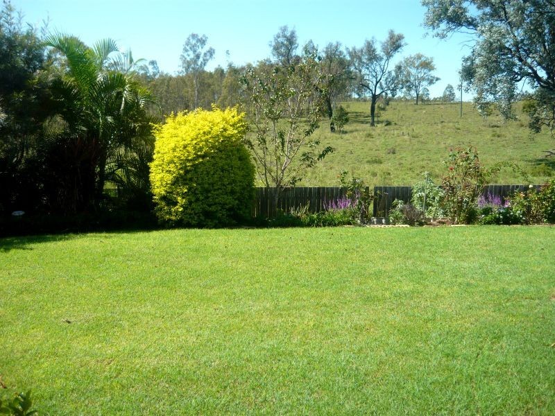 39 Davis Crescent, Gatton QLD 4343