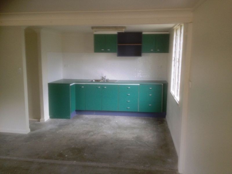 17 Gutt Road, Regency Downs QLD 4341