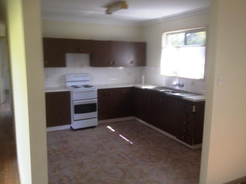 17 Gutt Road, Regency Downs QLD 4341