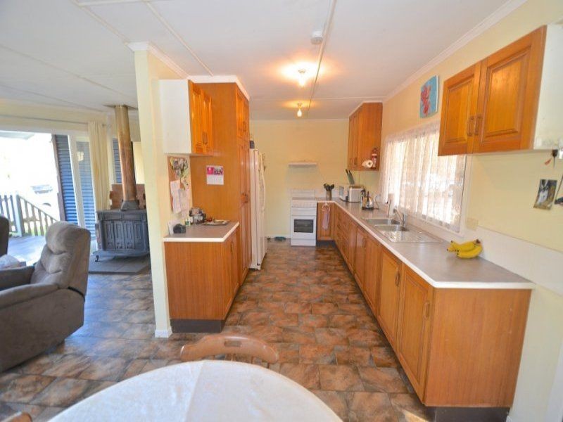 9 Qually Road, Lockyer Waters QLD 4311