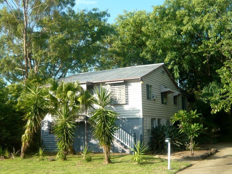 32 Church Street, Forest Hill QLD 4342