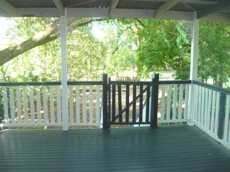 32 Church Street, Forest Hill QLD 4342