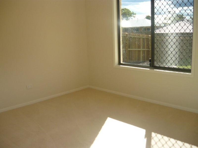 16 Rogers Drive, Gatton QLD 4343