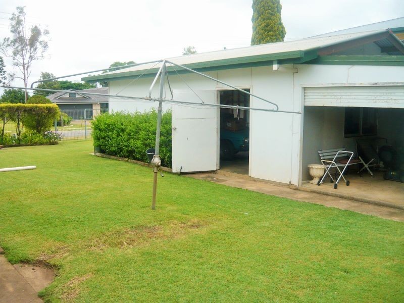 42 Allan Street, Gatton QLD 4343