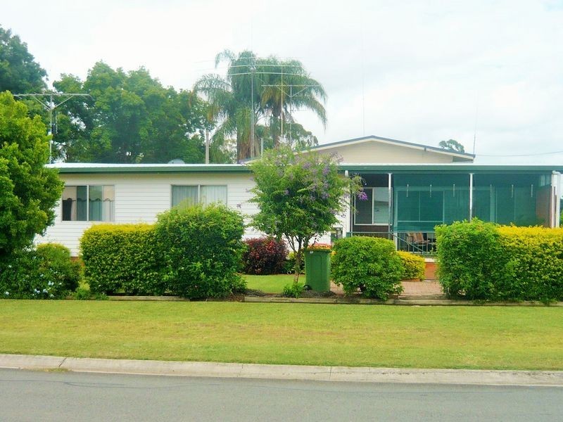 42 Allan Street, Gatton QLD 4343