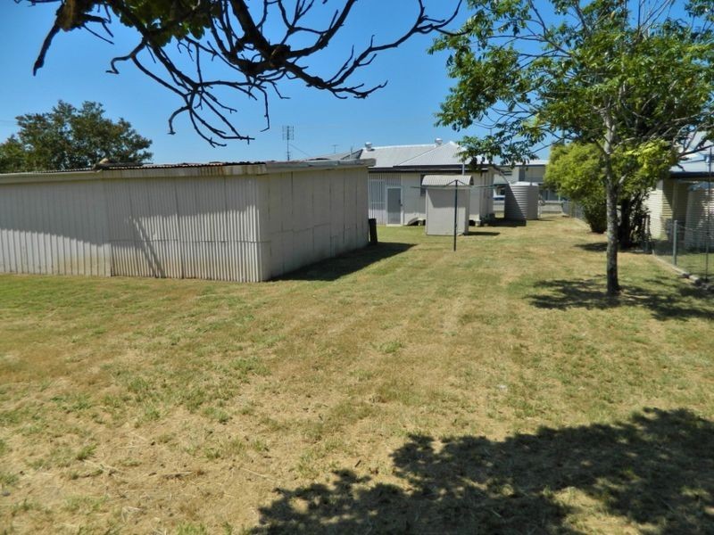 33 Buaraba St, Gatton QLD 4343
