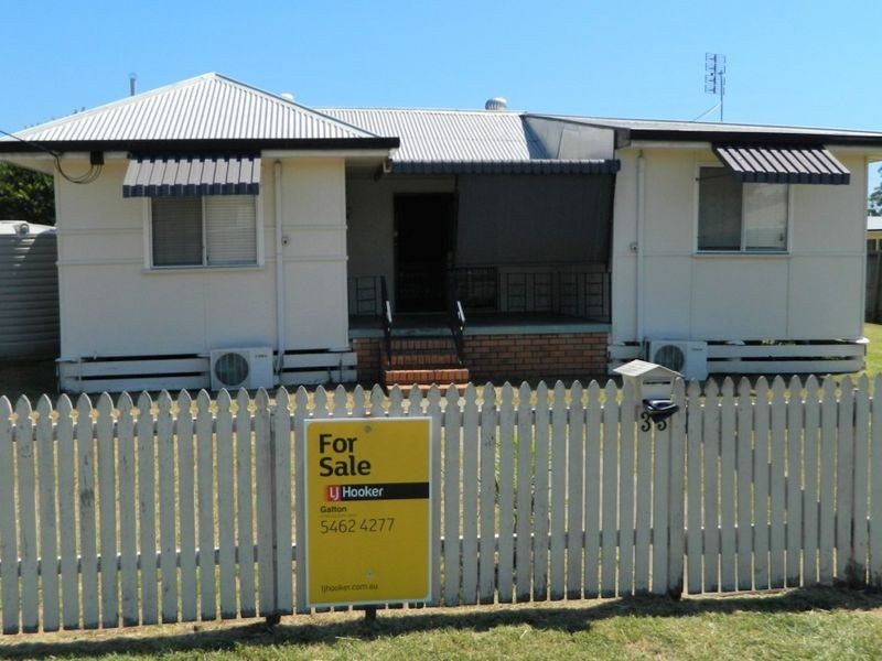 33 Buaraba St, Gatton QLD 4343