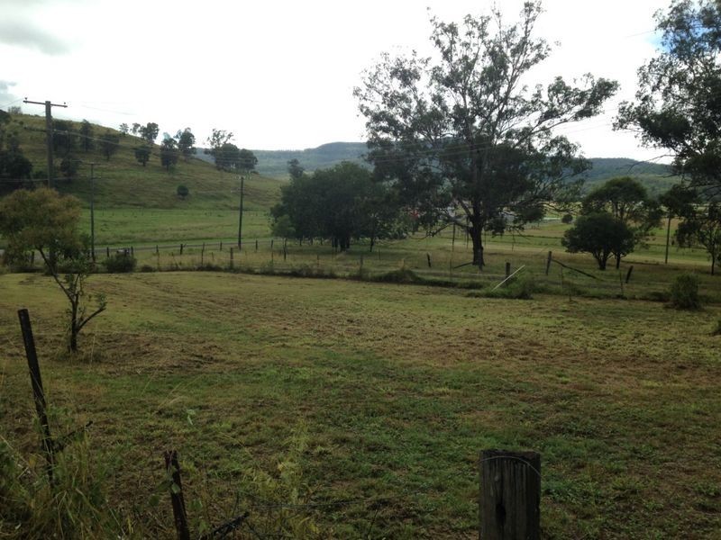 15 Coleman Road, Mulgowie QLD 4341