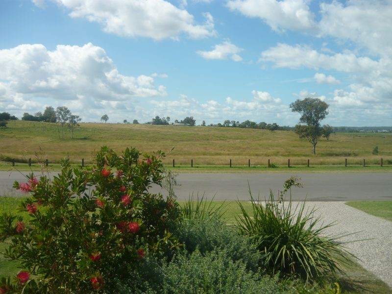 11 Ditchmen Drive, Grantham QLD 4347