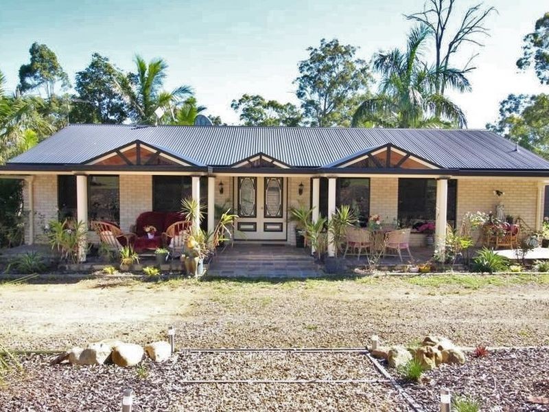 52 Buckingham Court, Mount Hallen QLD 4312