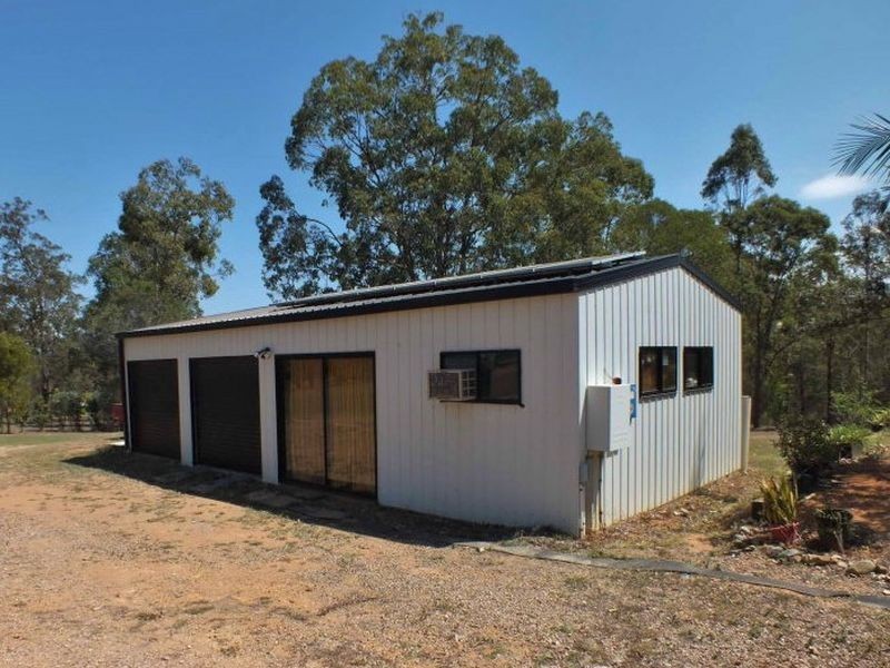 52 Buckingham Court, Mount Hallen QLD 4312