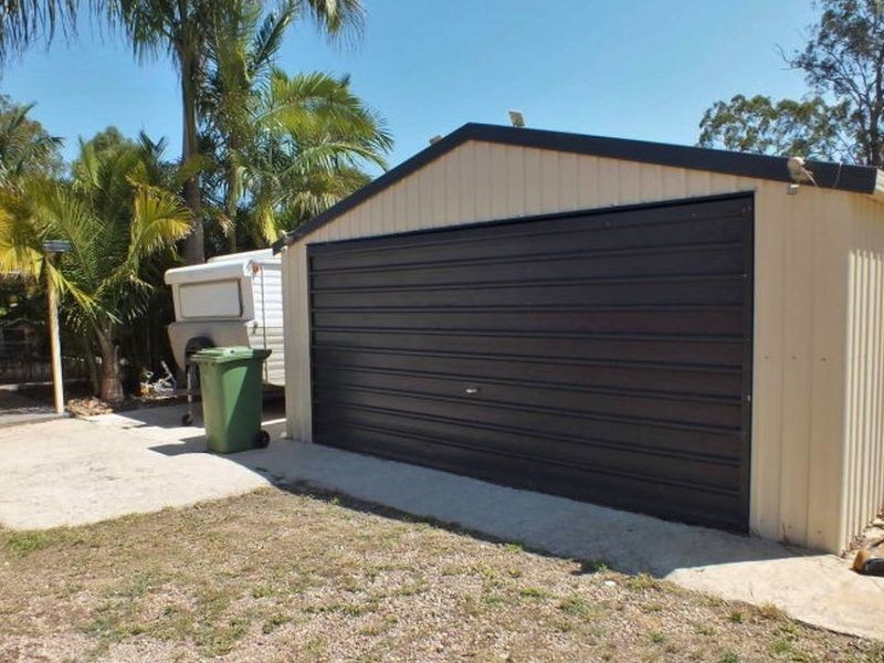 52 Buckingham Court, Mount Hallen QLD 4312