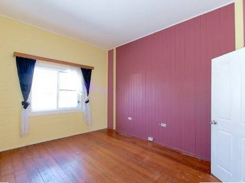 19 James Street, Lowood QLD 4311