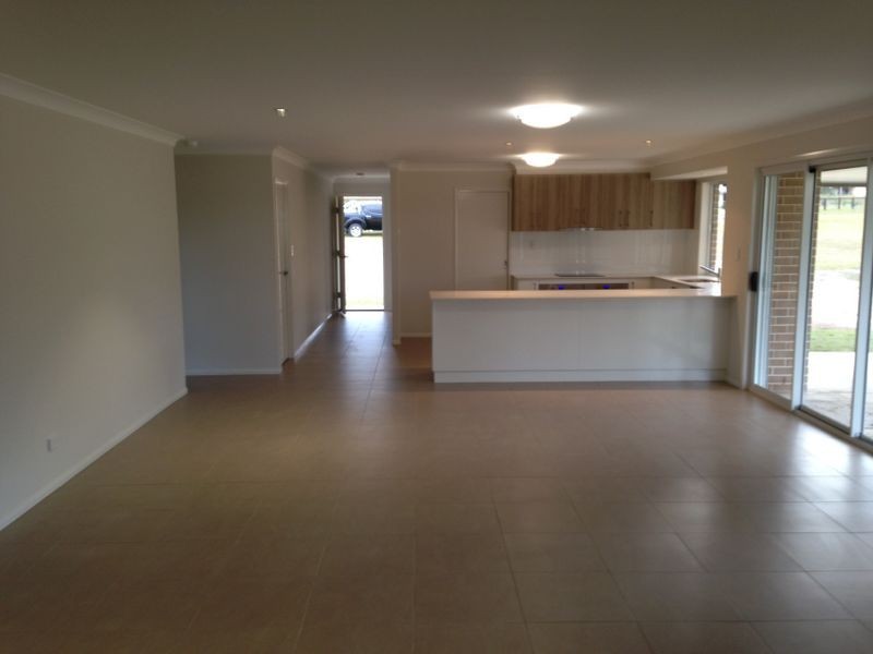 16 Legend Drive, Adare QLD 4343