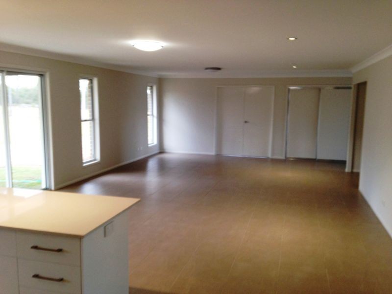 16 Legend Drive, Adare QLD 4343