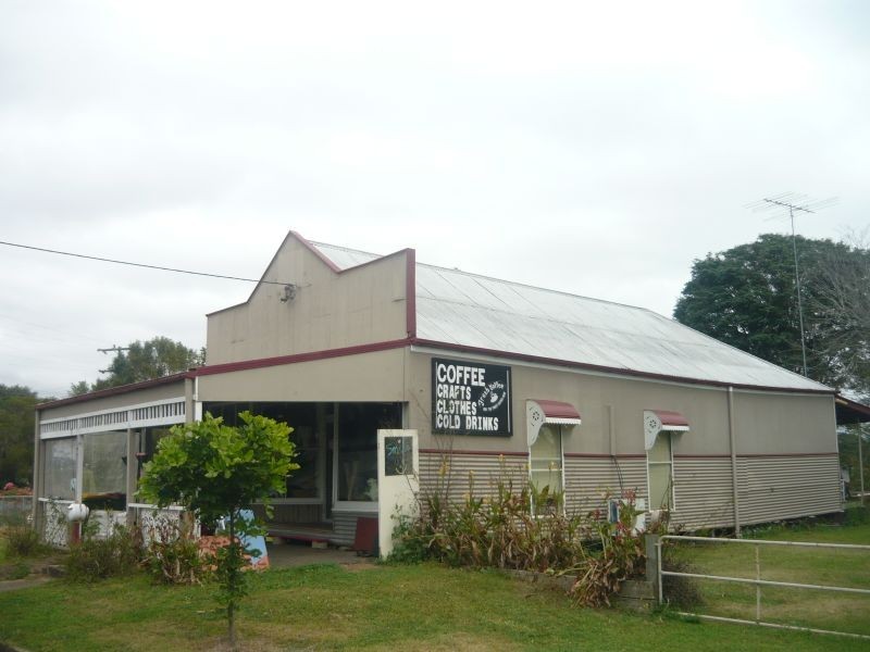 6 William Street, Grantham QLD 4347