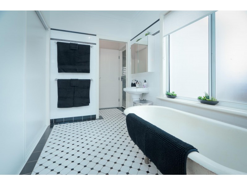 290 Kemps Lane, Candelo NSW 2550