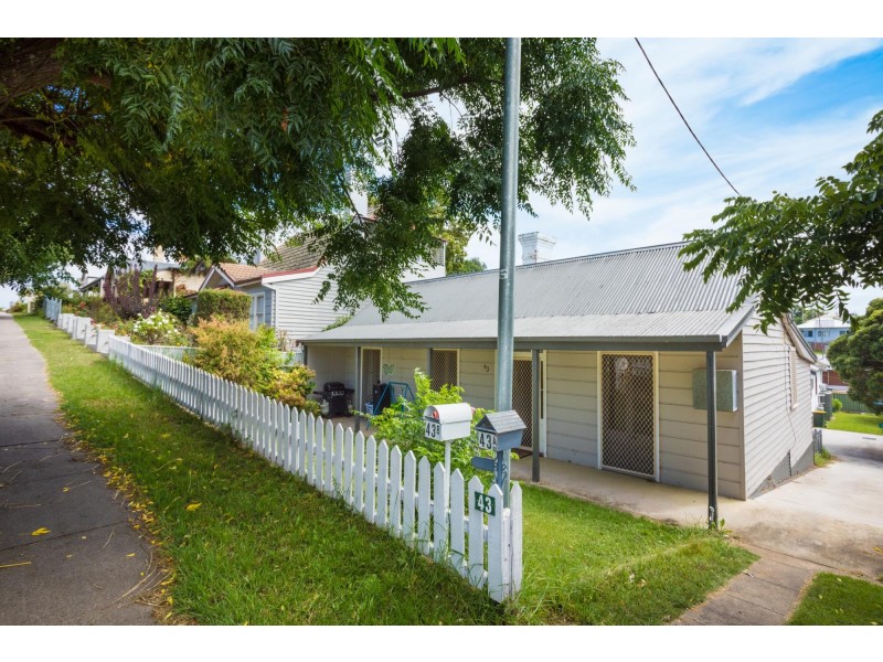 43A & 43B Carp Street, Bega NSW 2550