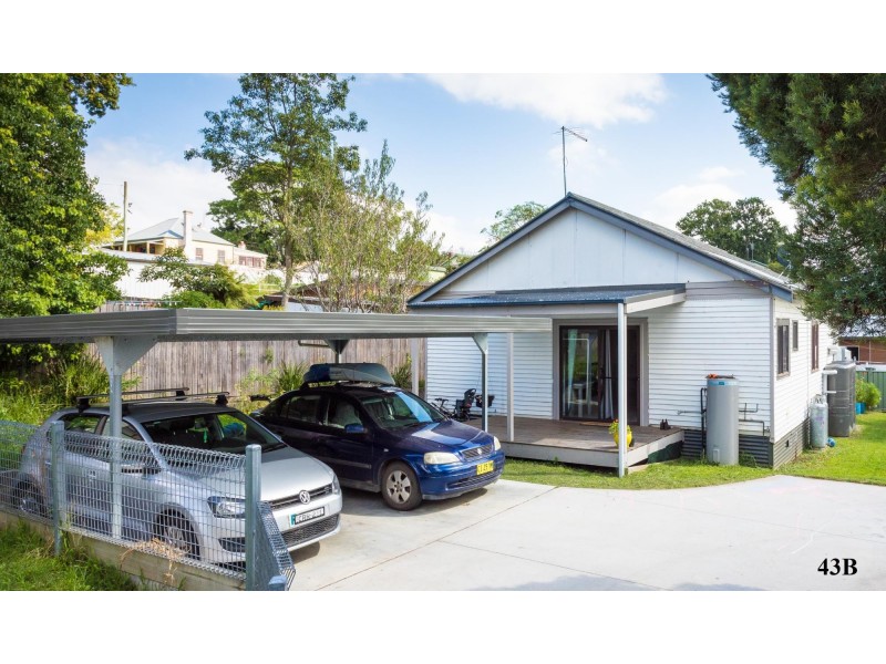 43A & 43B Carp Street, Bega NSW 2550