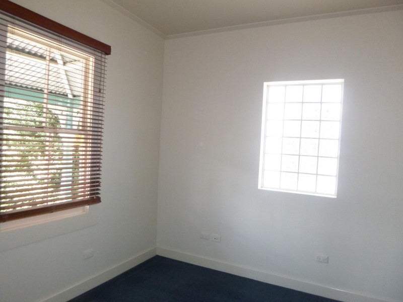 9 Canning Street, Bega NSW 2550