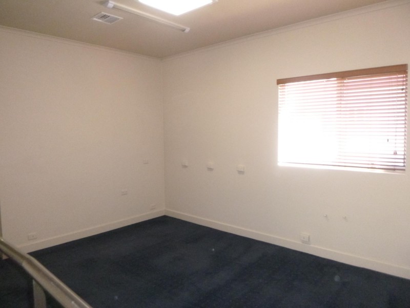 9 Canning Street, Bega NSW 2550