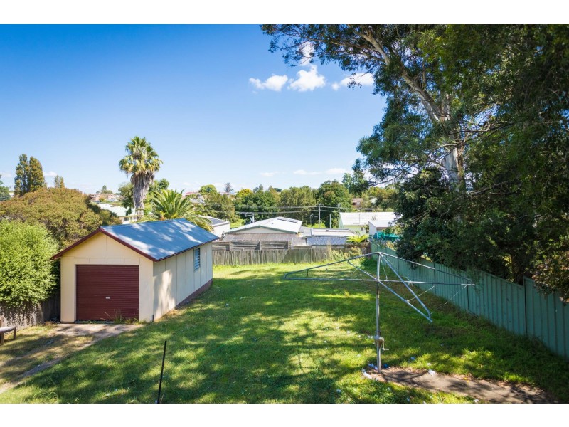11 Wallace Street, Bega NSW 2550