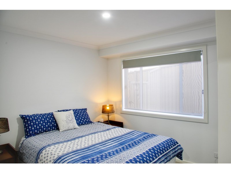 37 Lynjohn Drive, Bega NSW 2550