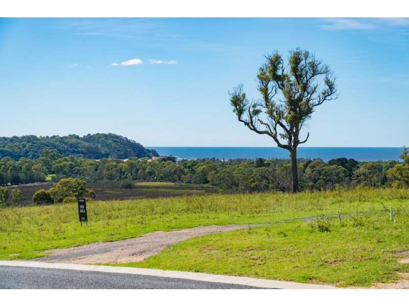 8 Wheeler Avenue, Tathra NSW 2550