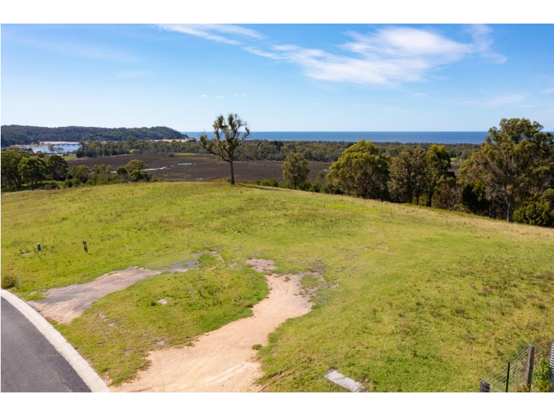 8 Wheeler Avenue, Tathra NSW 2550
