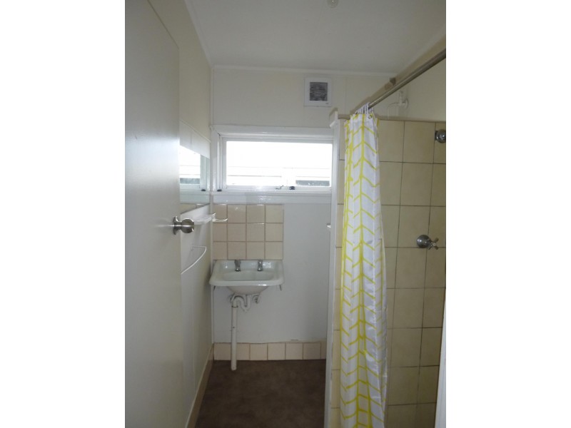 37 Auckland Street, Bega NSW 2550