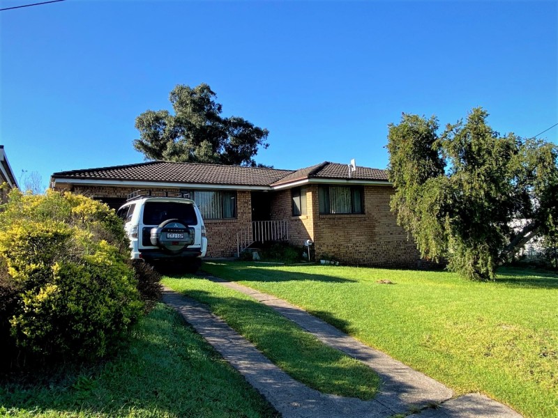 64 Valley Street, Bega NSW 2550