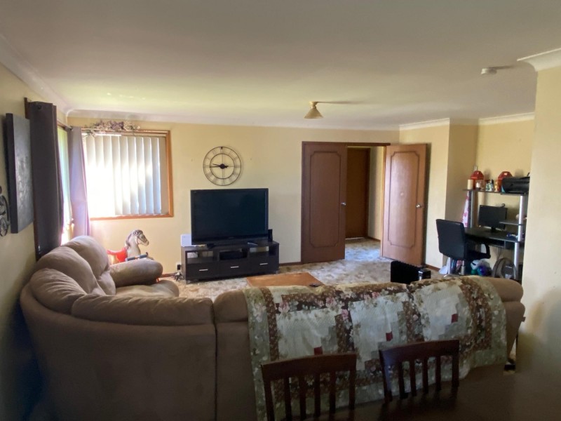 64 Valley Street, Bega NSW 2550