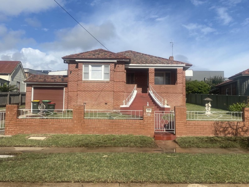 32 Hill Street, Bega NSW 2550