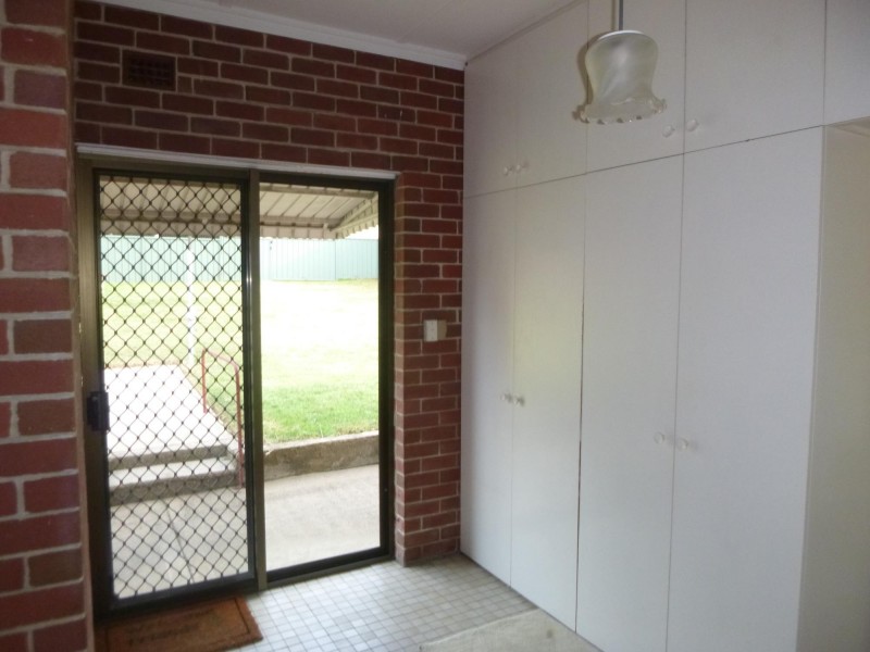 32 Hill Street, Bega NSW 2550